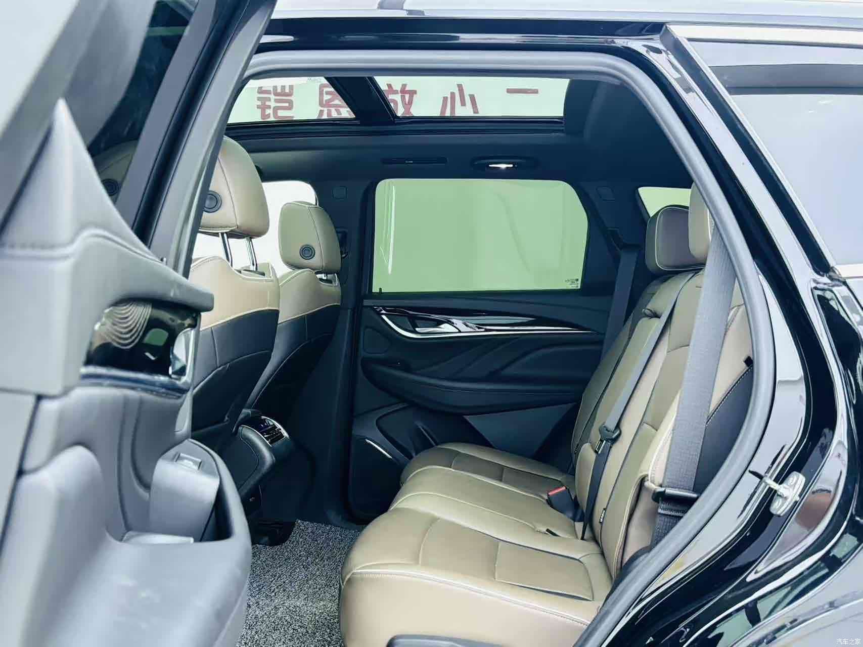 Buick Enclave, 2021 11
