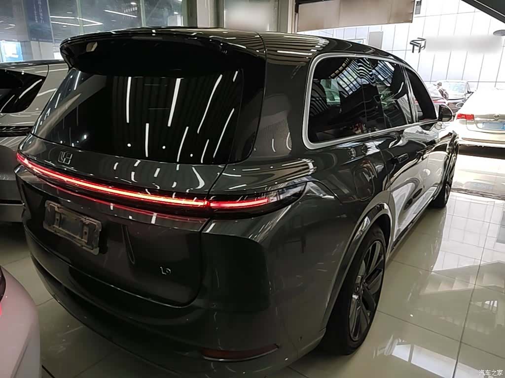 Li Auto L9, 2023 7