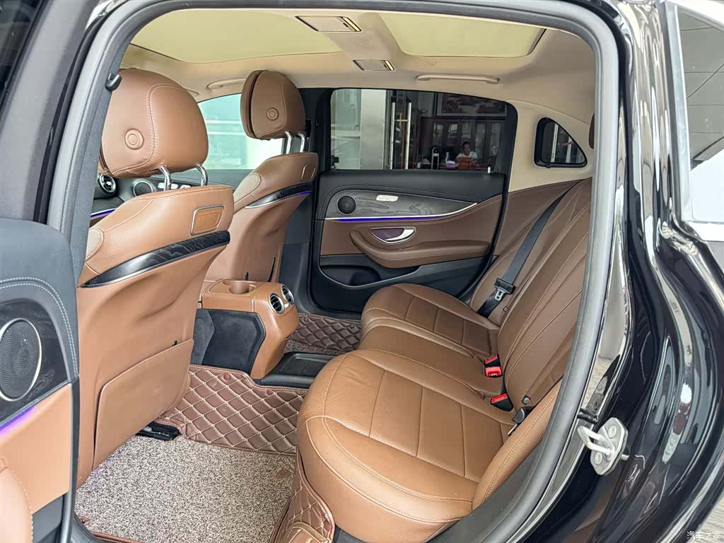Mercedes-Benz E-Class, 2017 11