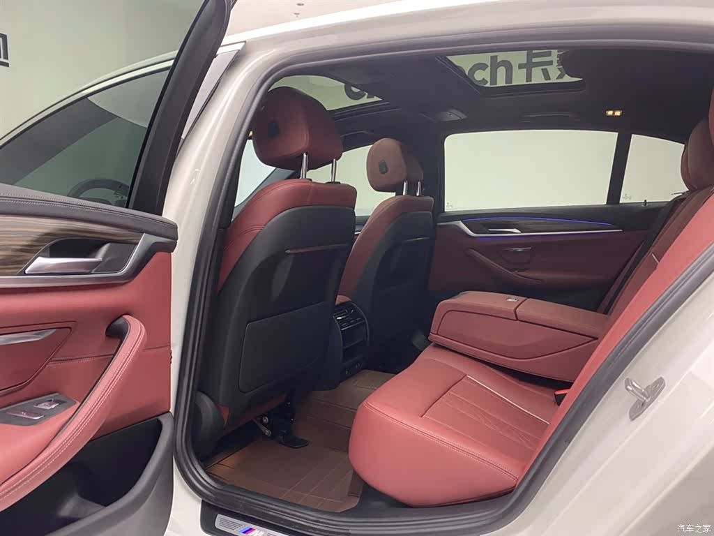 BMW 5 Series, 2022 23