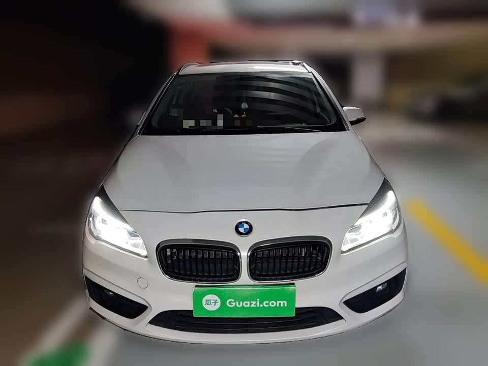 BMW 2 series station wagon