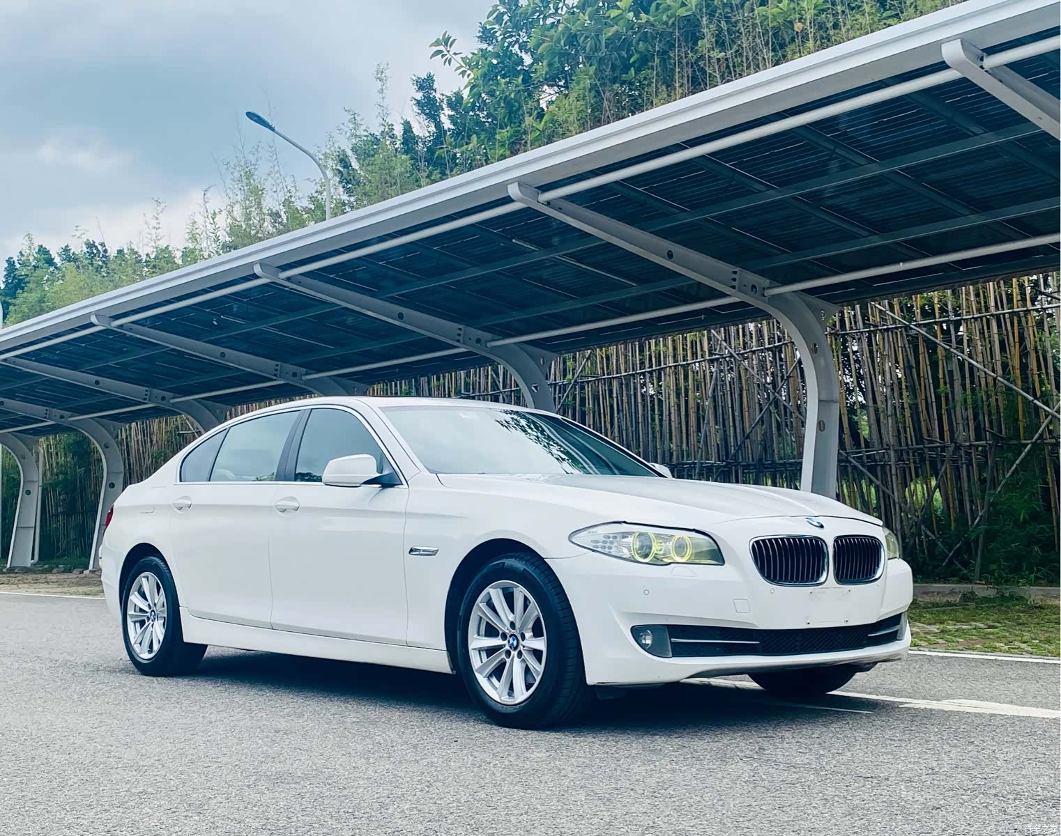 BMW 5 Series, 2011 3