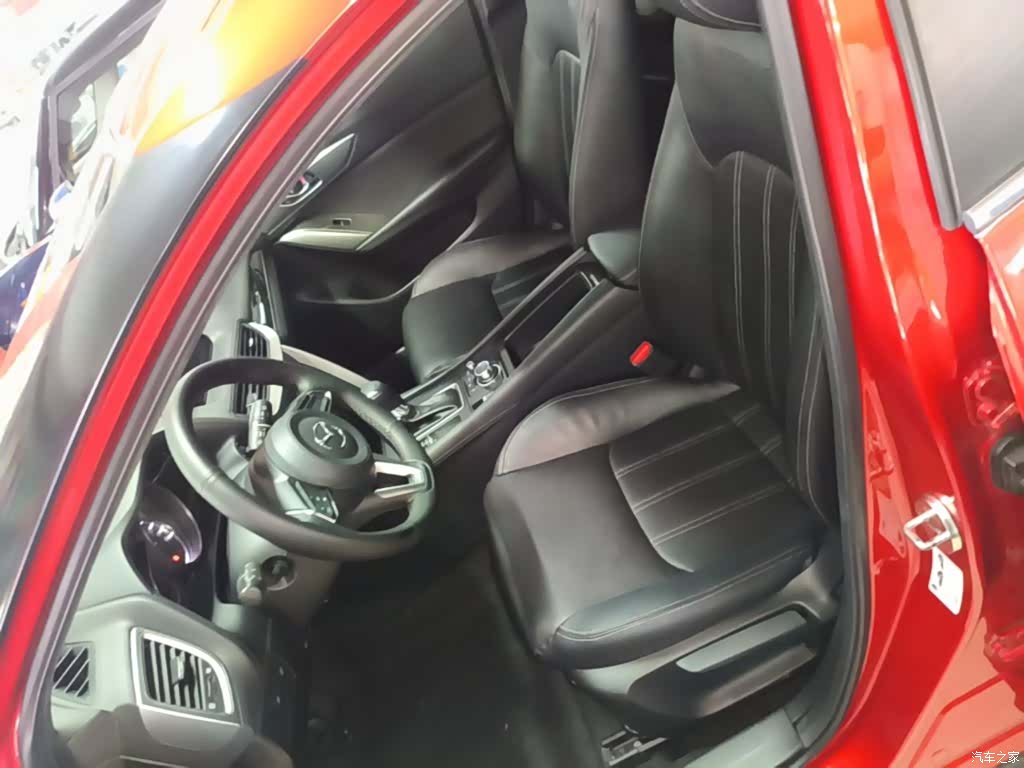 Mazda CX-4, 2018 15
