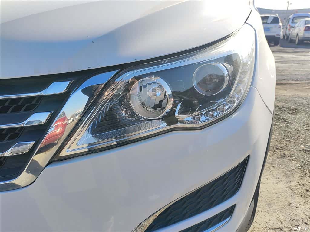 Wuling 560, 2017 19