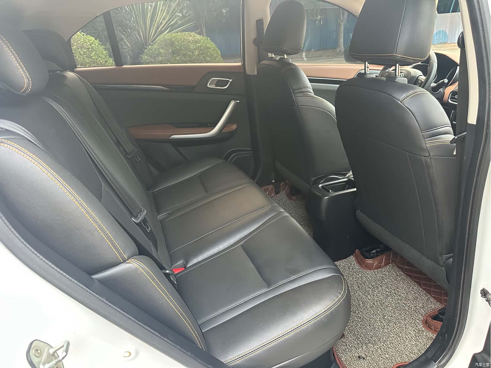 DongFeng AX4, 2018 8