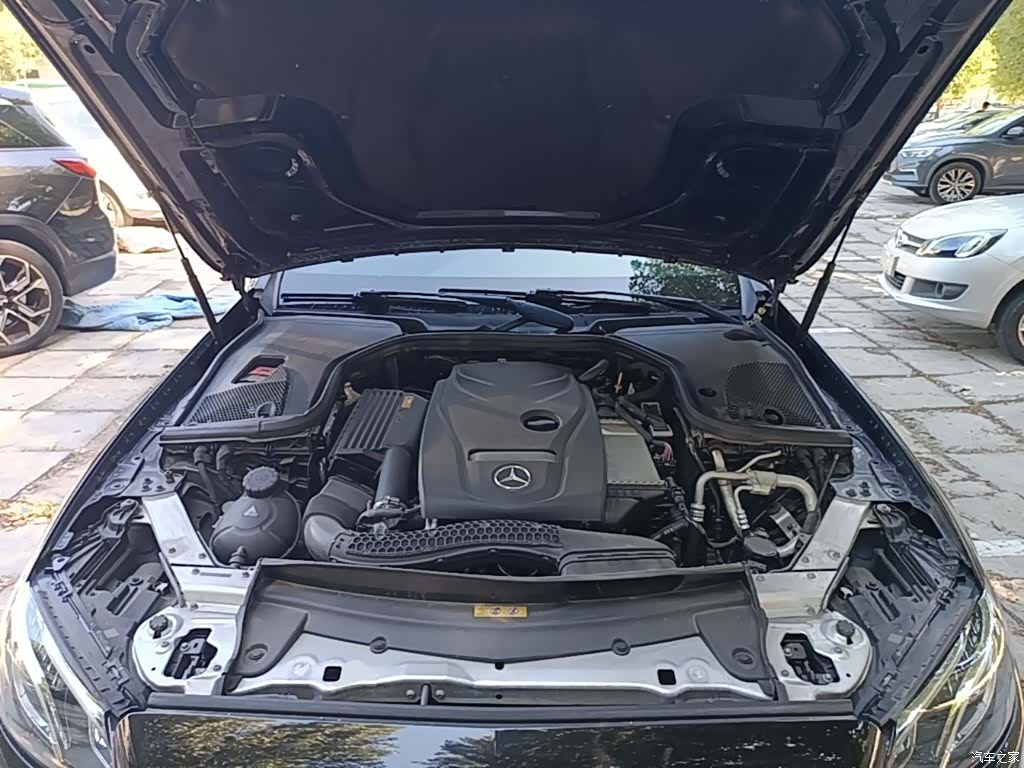 Mercedes-Benz E-Class, 2017 20