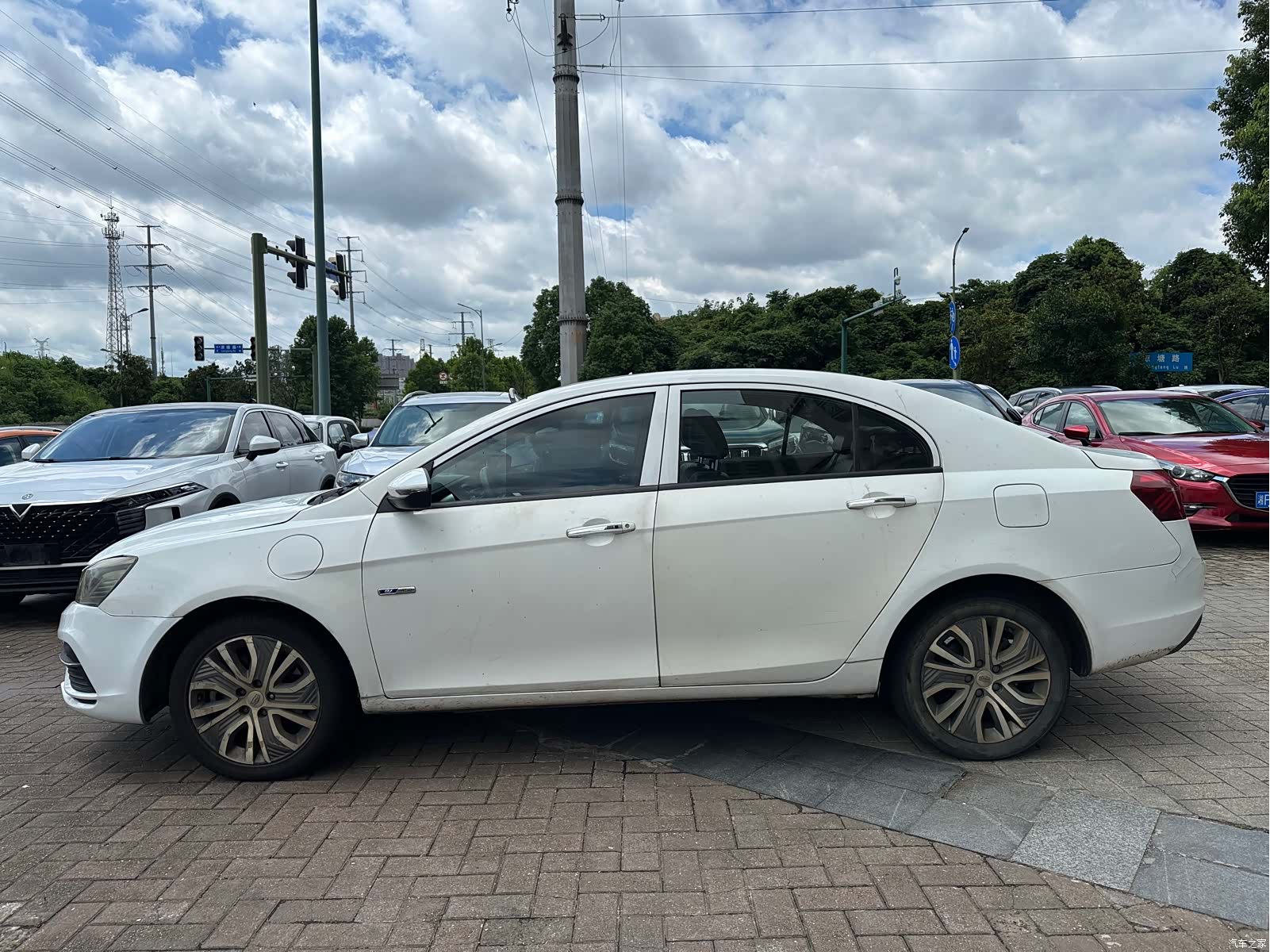 Geely Emgrand, 2018 4