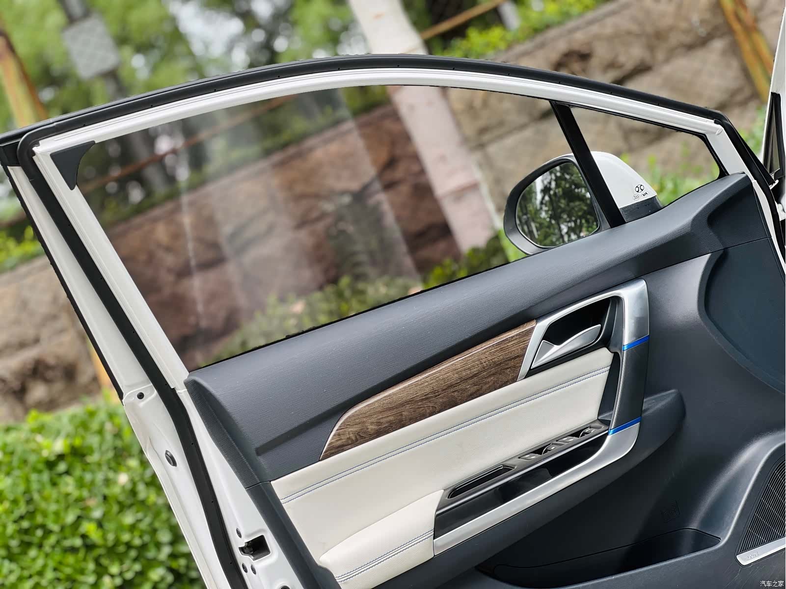 BAIC EU5, 2019 4