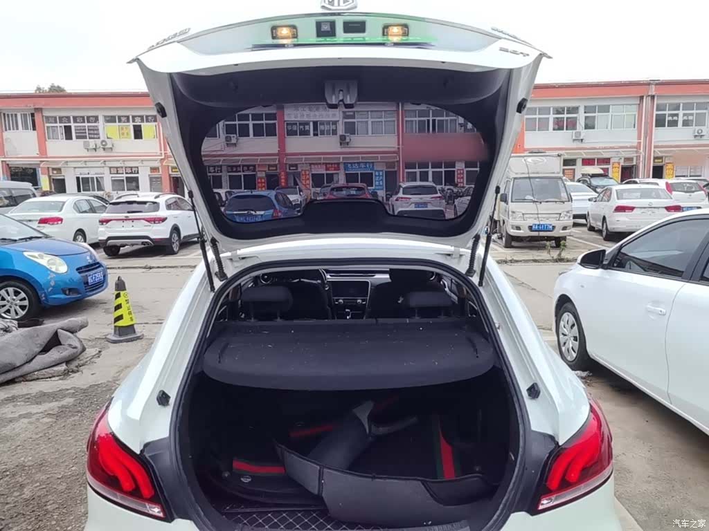 MG MG6, 2019 15