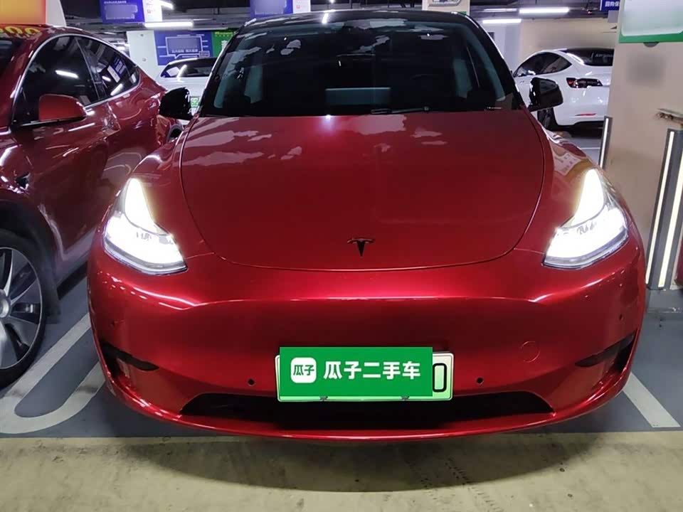 Tesla Model Y Tesla Model Y