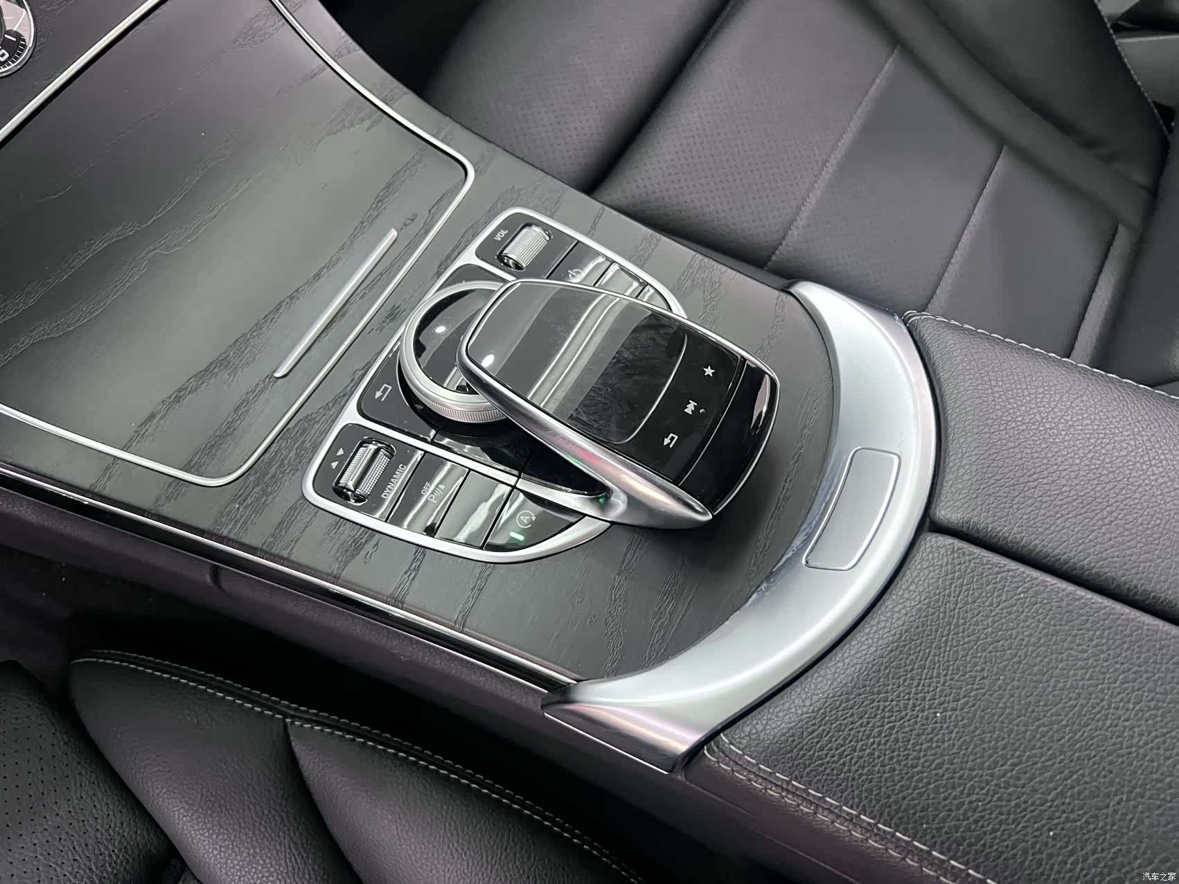 Mercedes-Benz C-Class, 2017 13