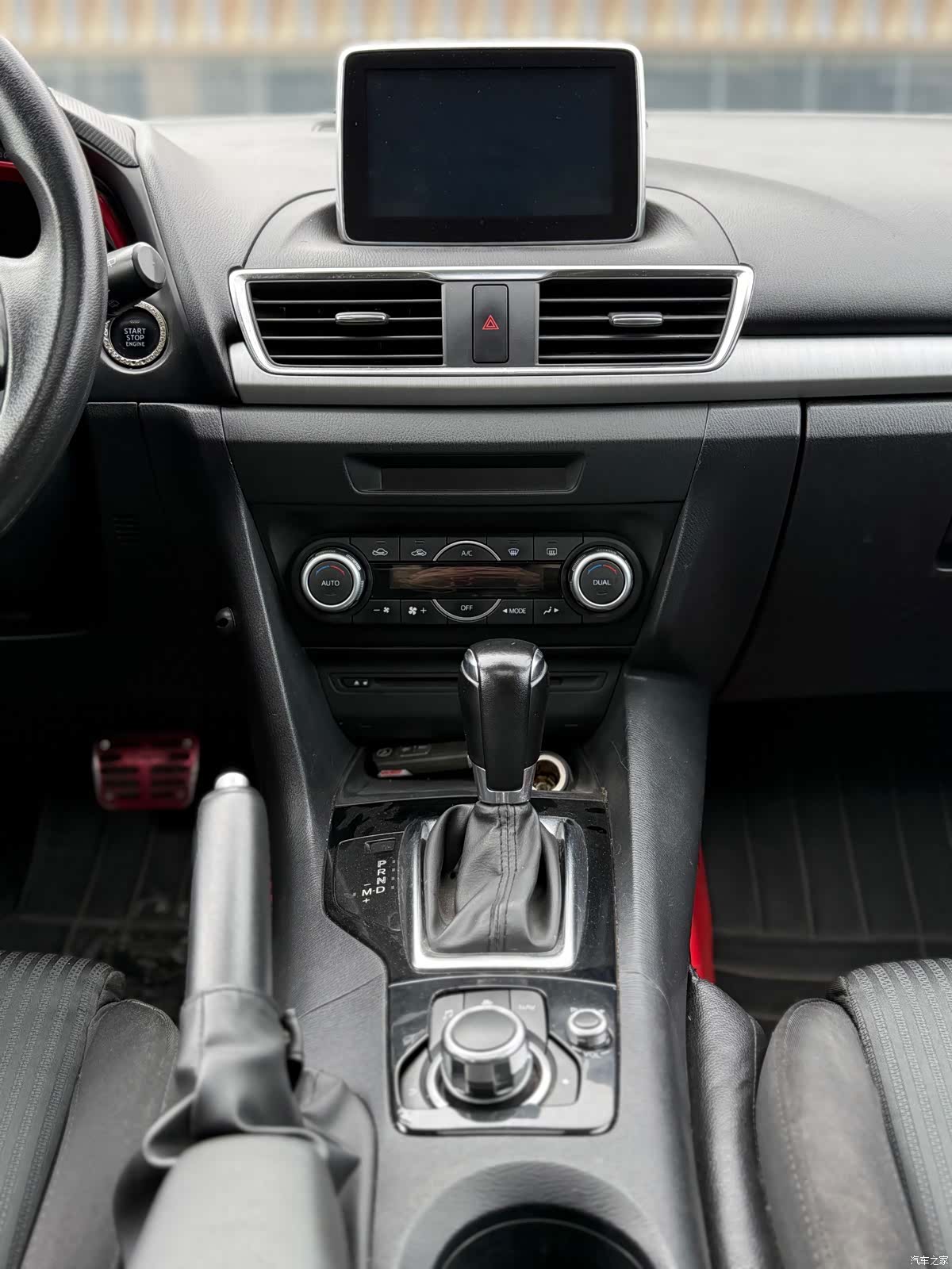Mazda Mazda3, 2014 12