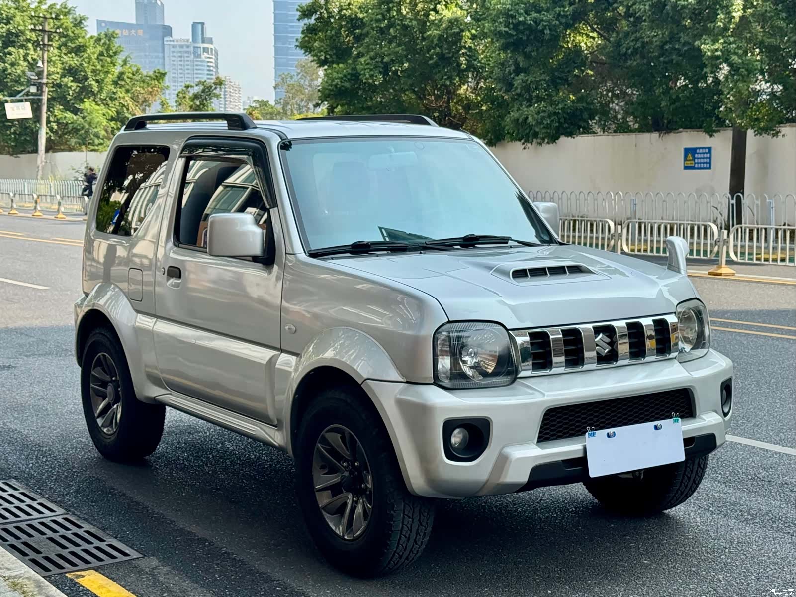 Suzuki 1.3, 2016 3