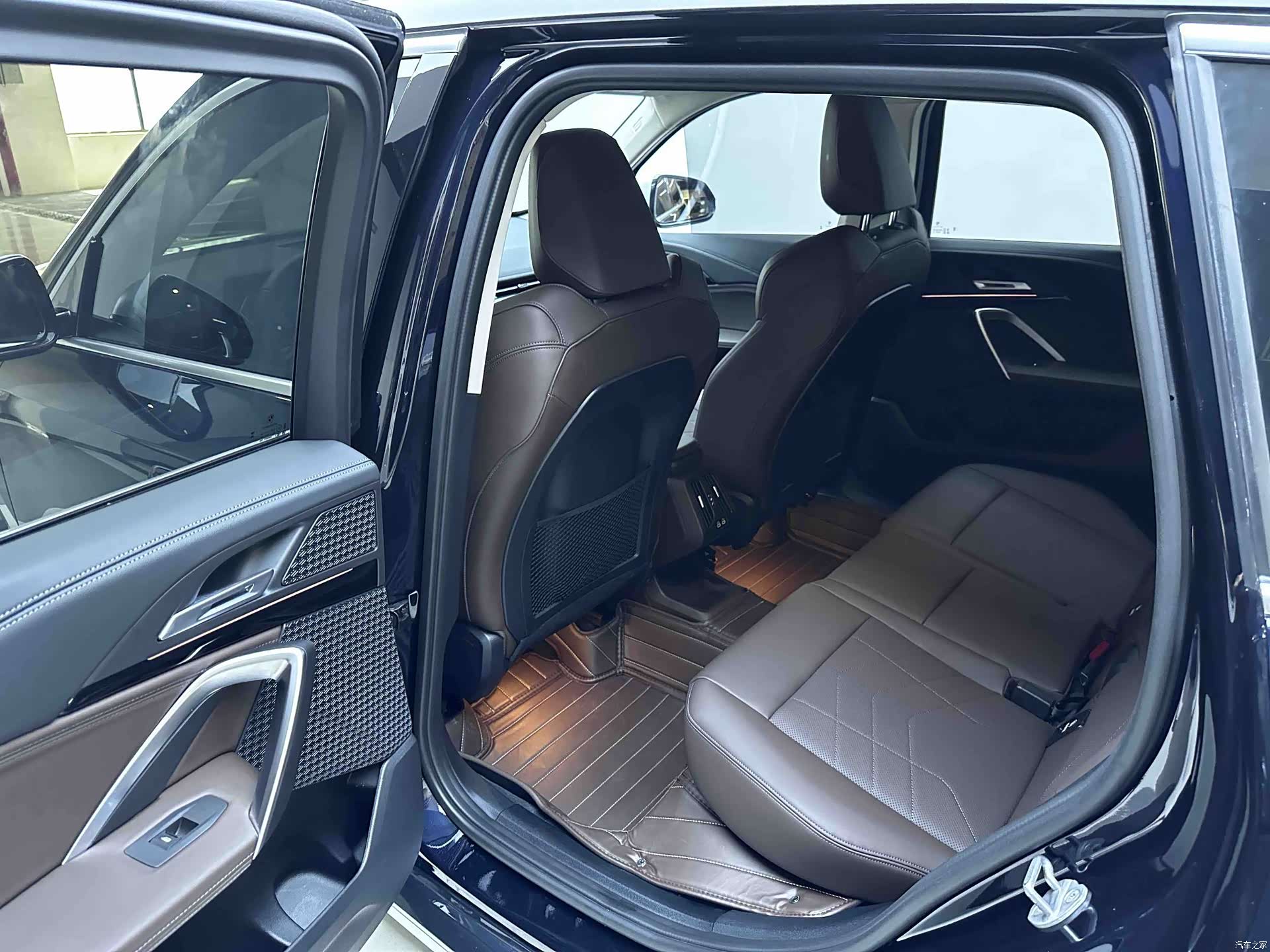 BMW X1, 2024 10