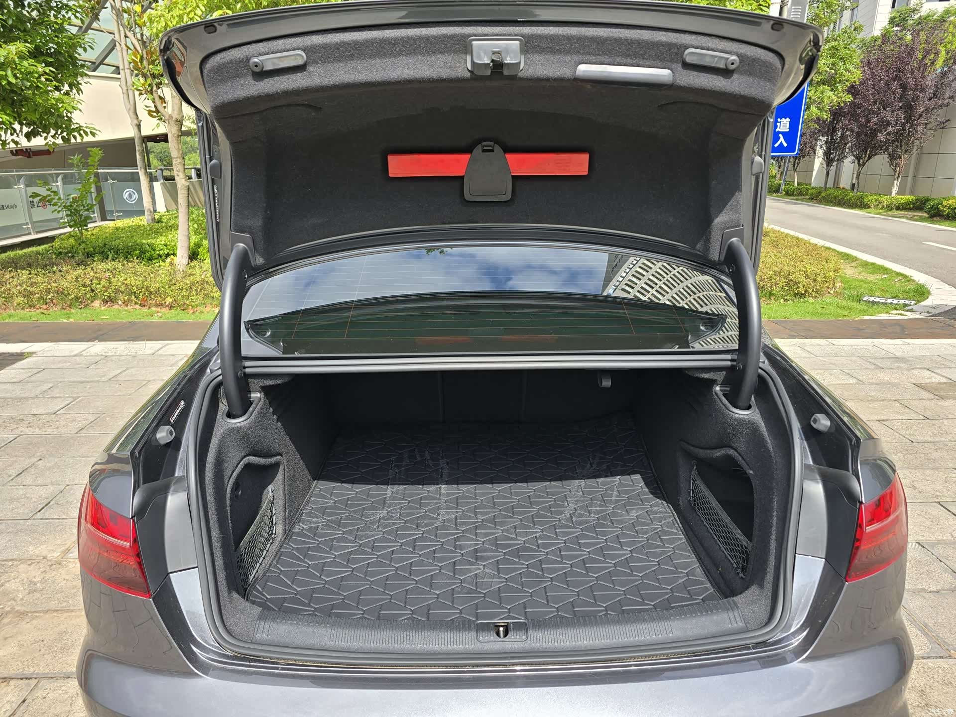 Audi A4L, 2023 19