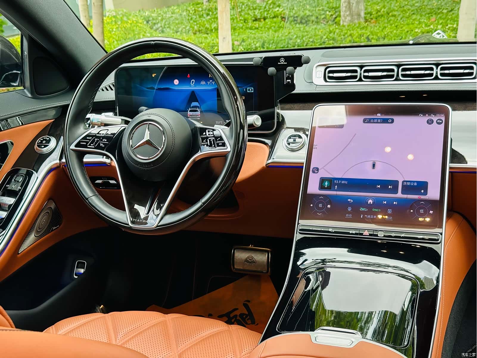 Maybach S-Class, 2023 6