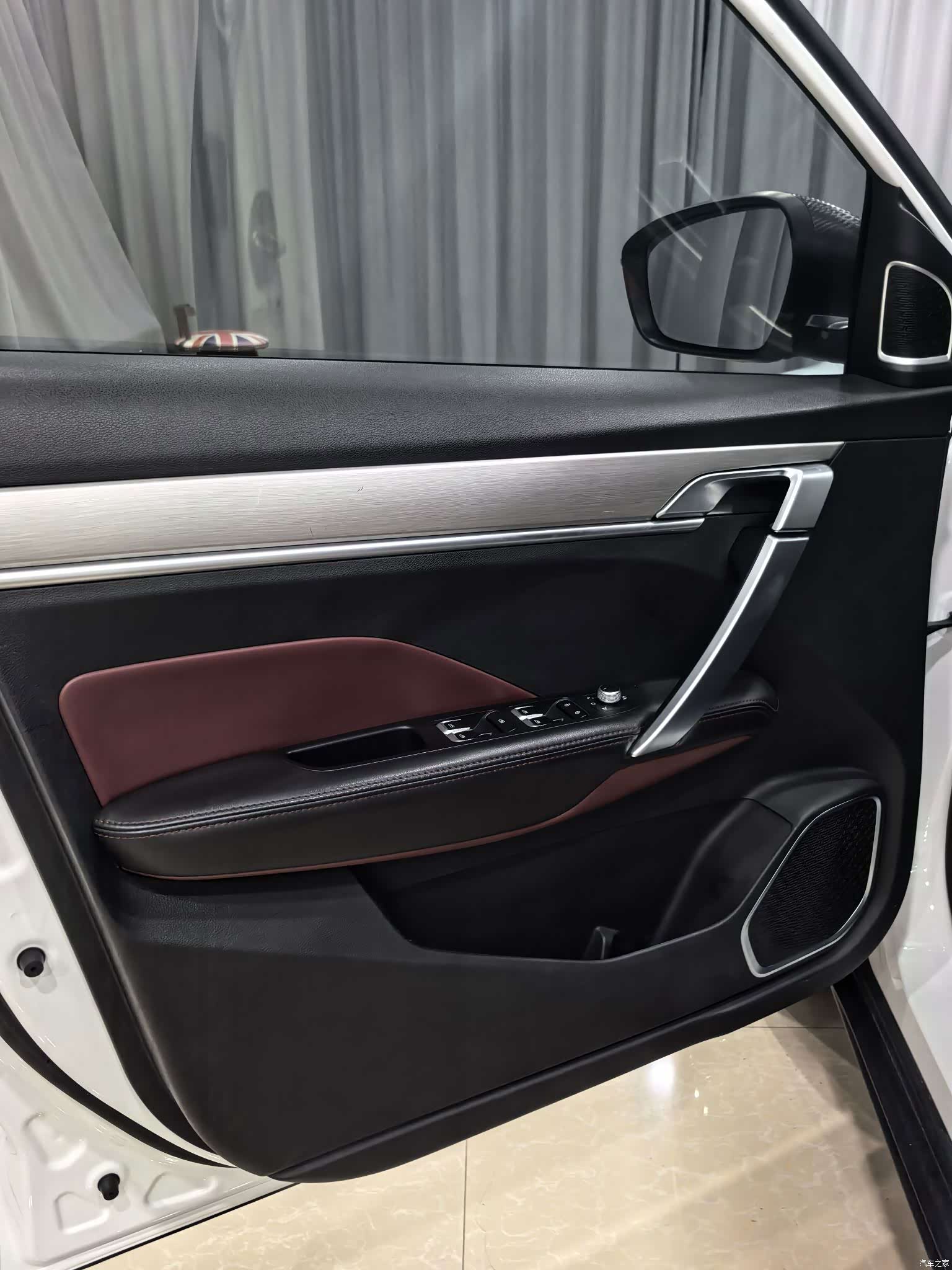 Geely Coolray, 2023 10
