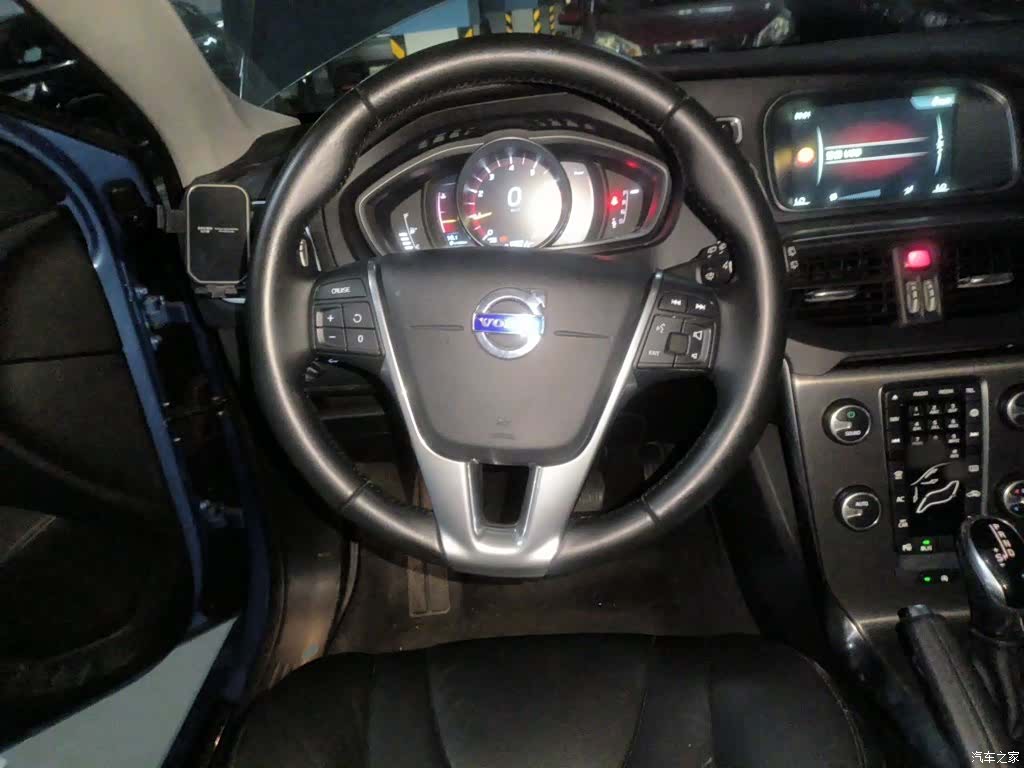 Volvo V40, 2016 7