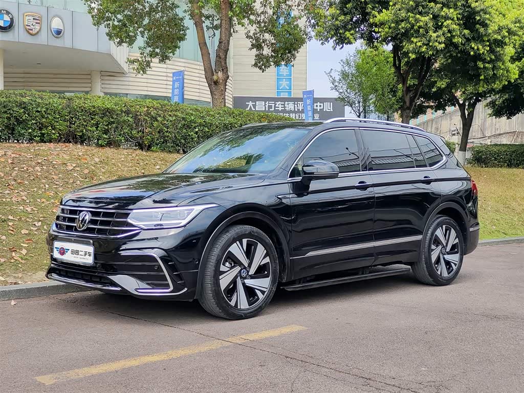 Volkswagen Tiguan L