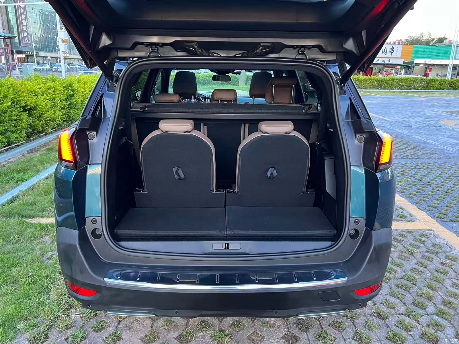 Peugeot 5008, 2018 8