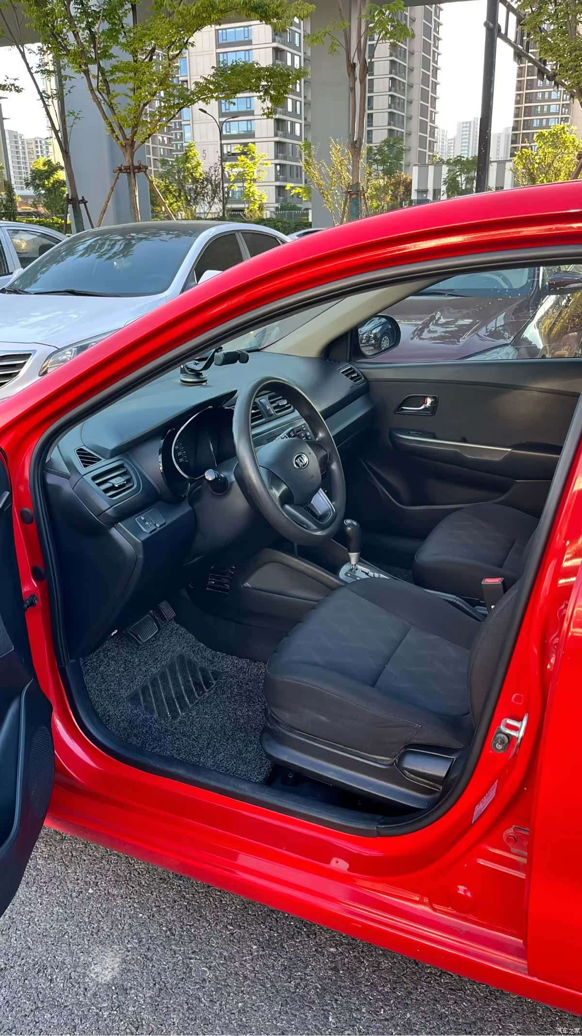 Kia K2, 2013 6