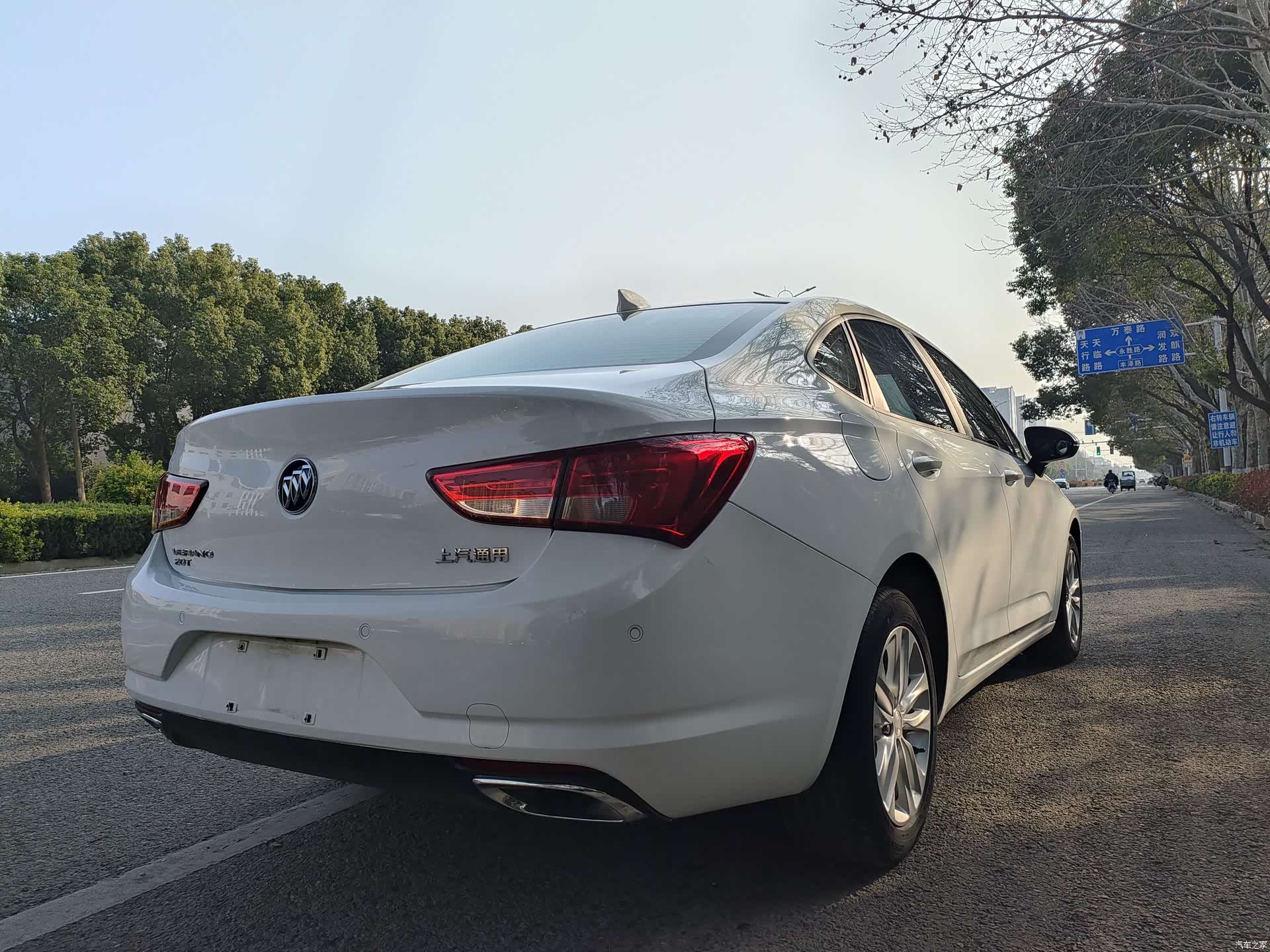 Buick Verano, 2018 6