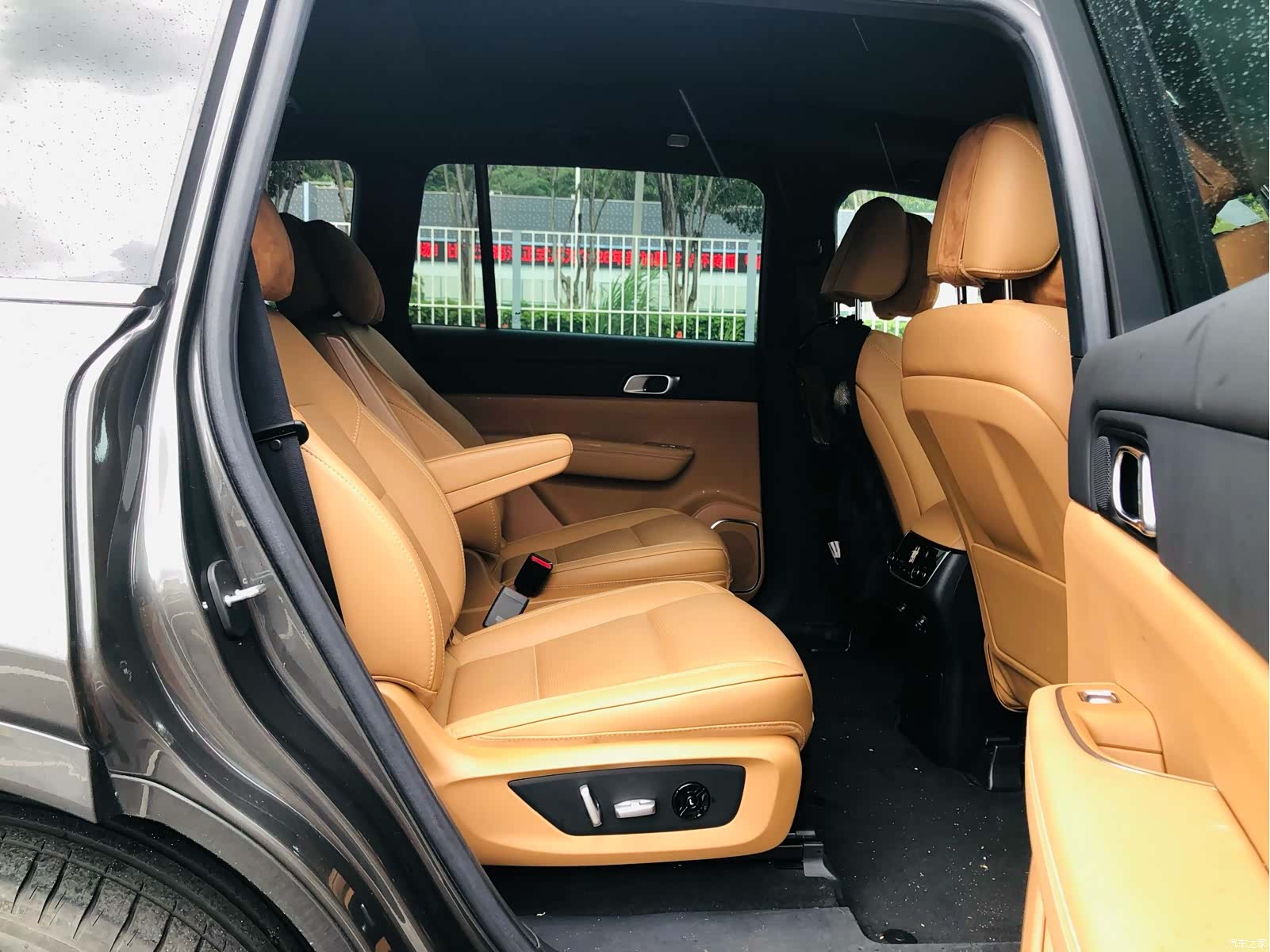 Li Auto ONE, 2023 16