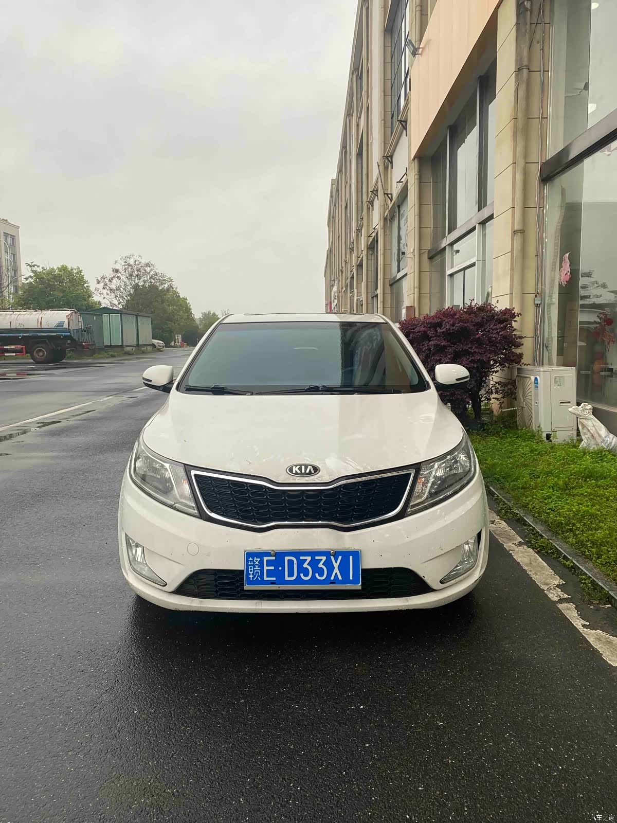 Kia K2, 2013 1