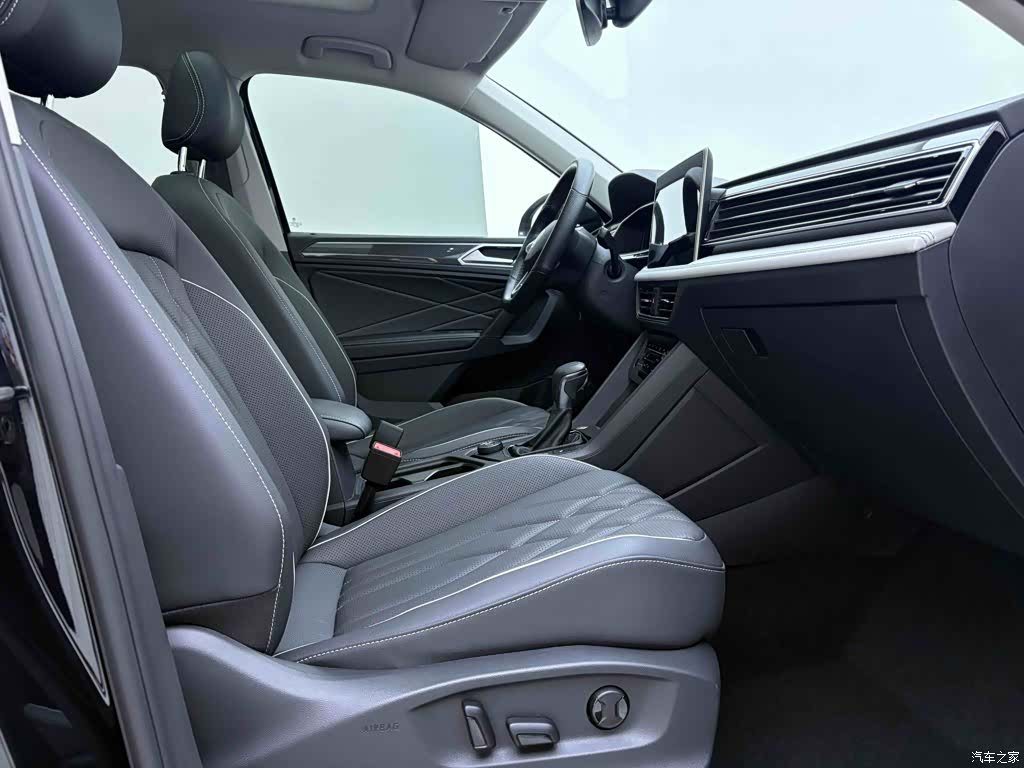 Volkswagen Tiguan L, 2022 18