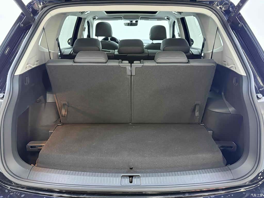 Volkswagen Tiguan L, 2022 27