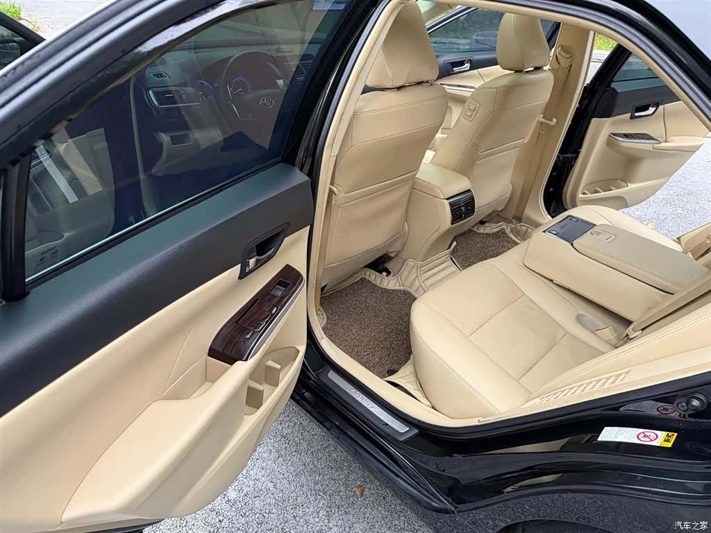Toyota Camry, 2017 19