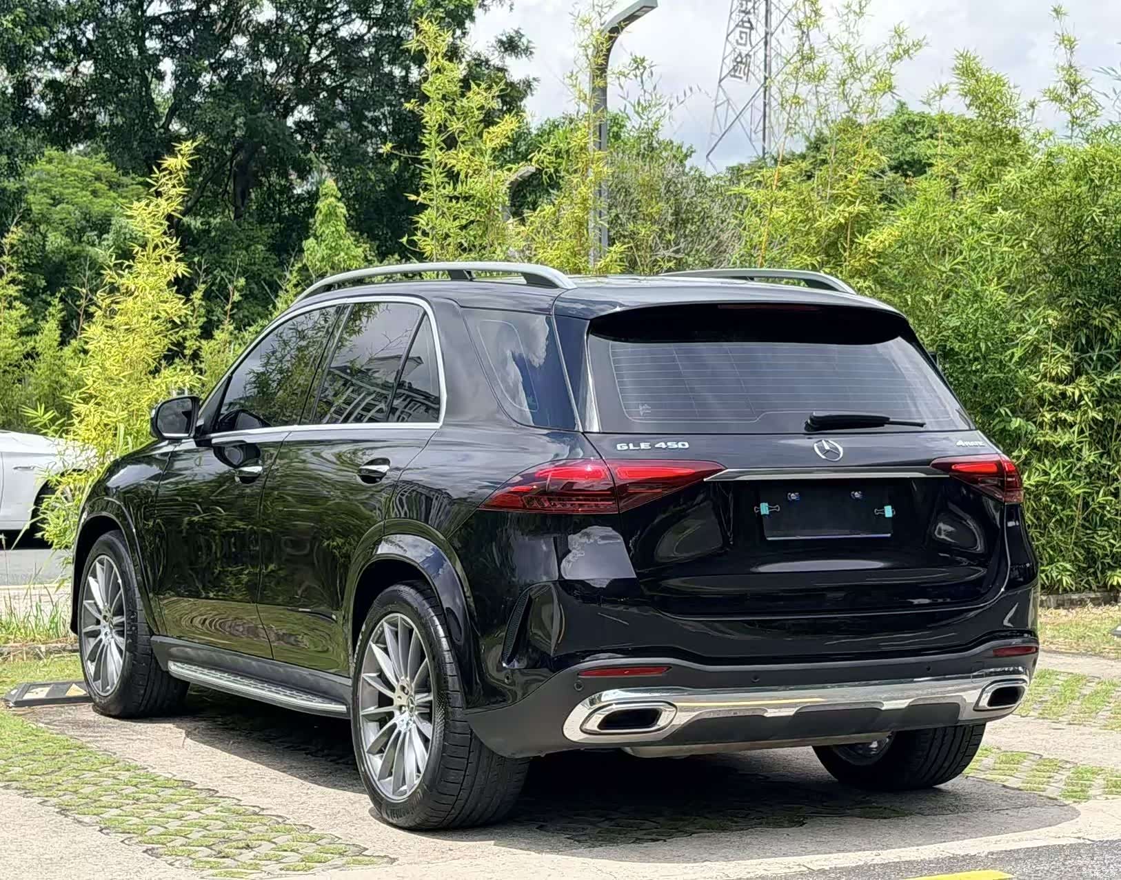 Mercedes-Benz GLE, 2024 14