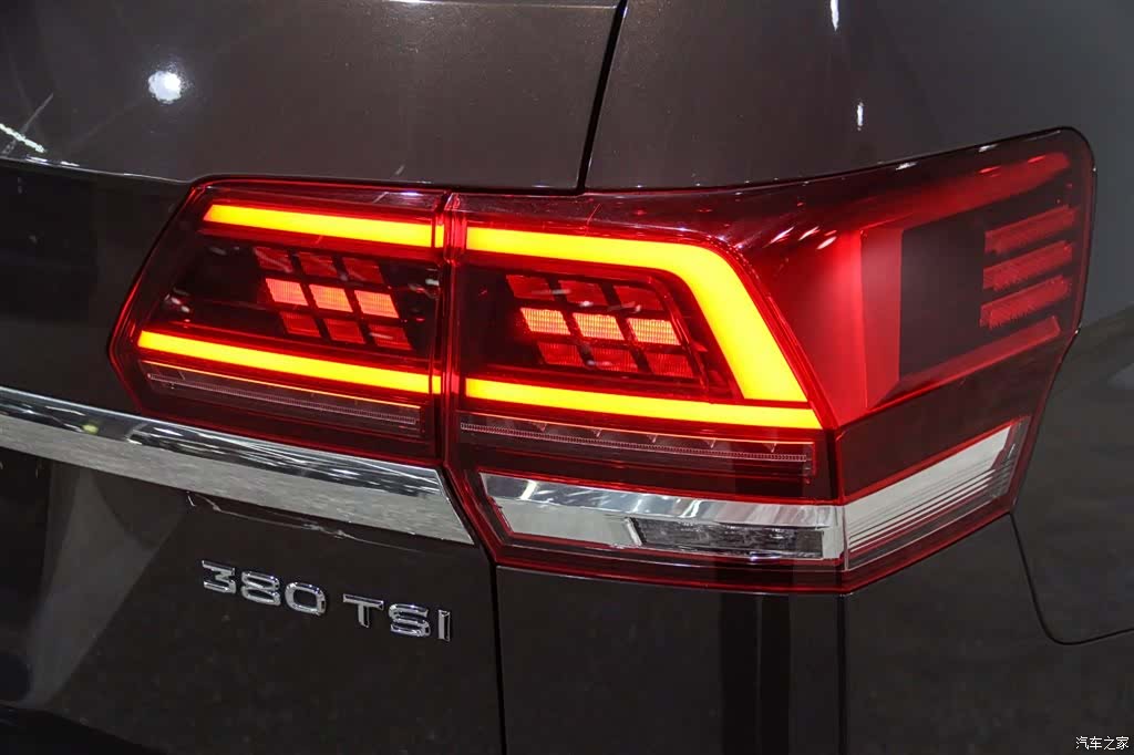Volkswagen Teramont, 2017 8