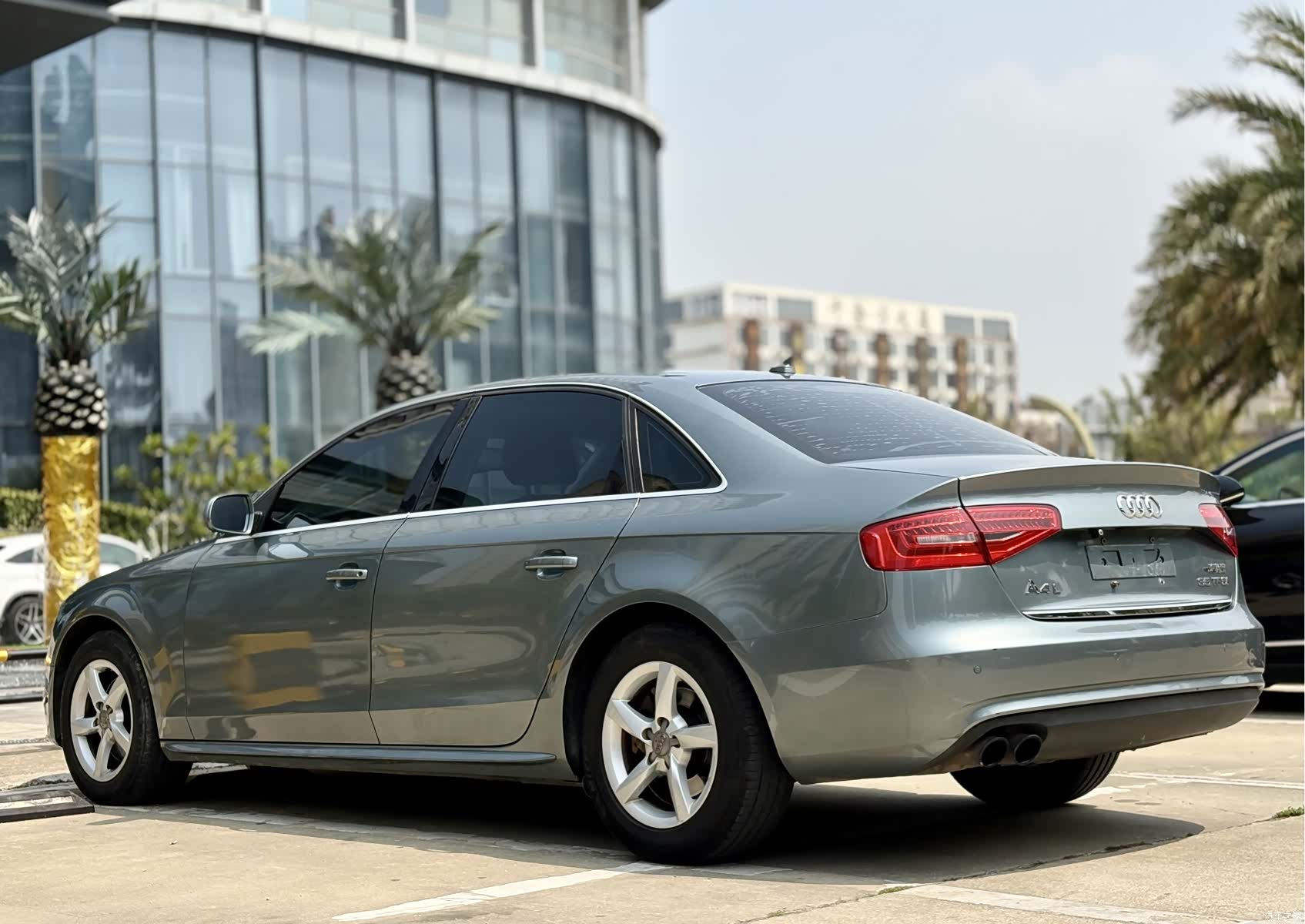 Audi A4L, 2012 13