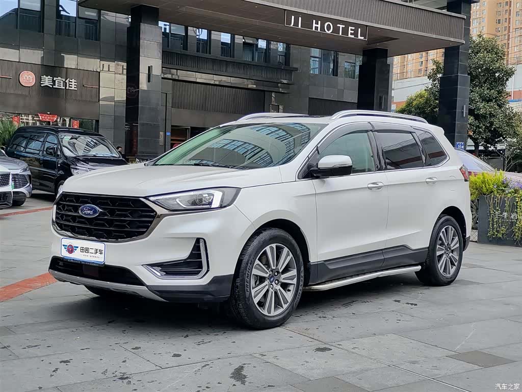 Ford Edge, 2021 1