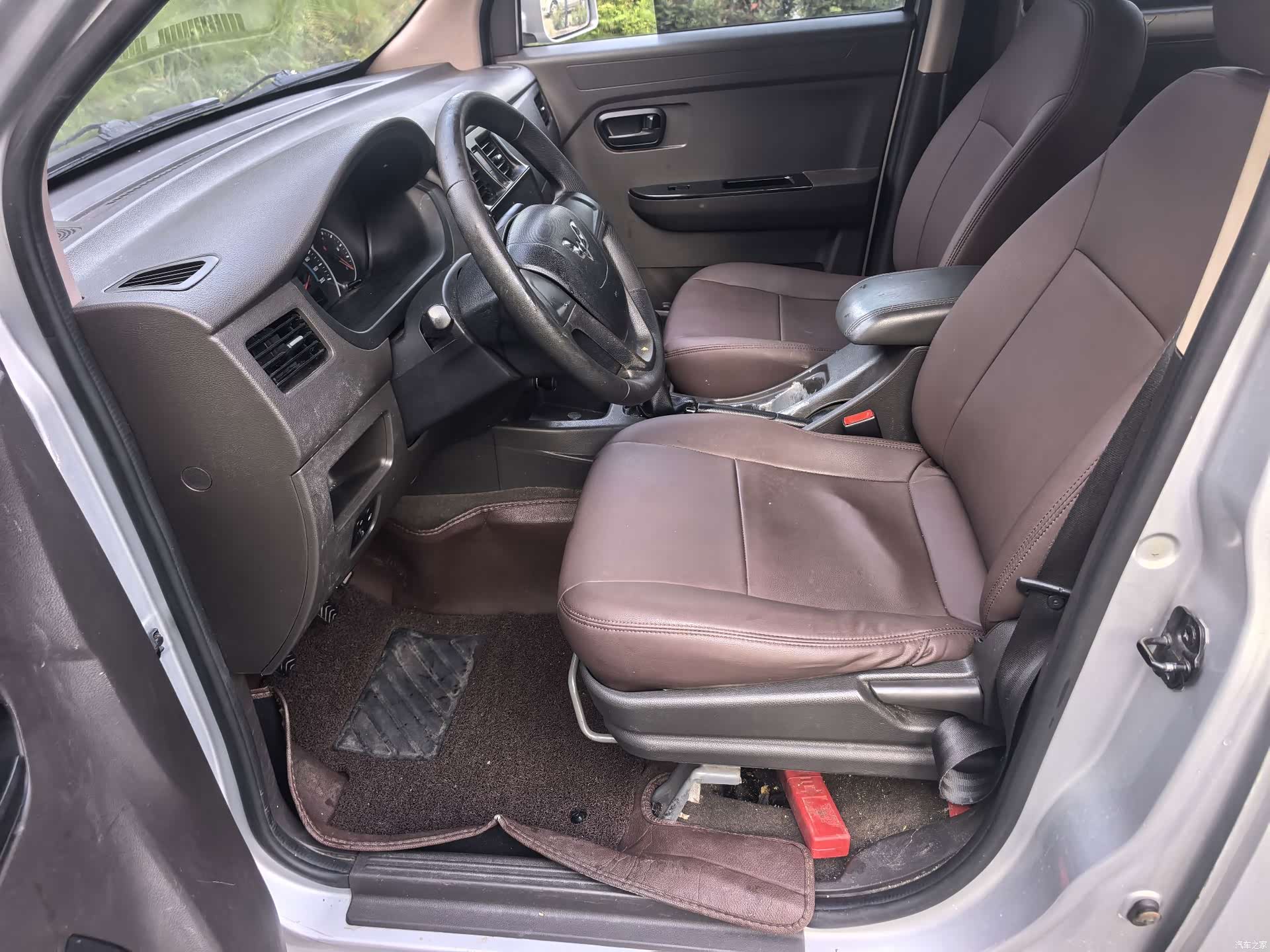 Wuling V, 2017 7