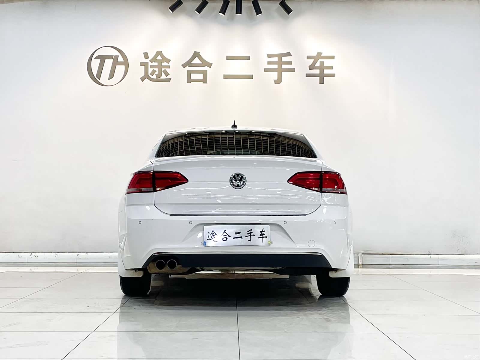 Volkswagen Lamando, 2017 все фото