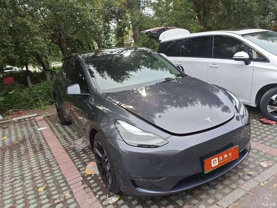 Tesla Model Y, 2021 2