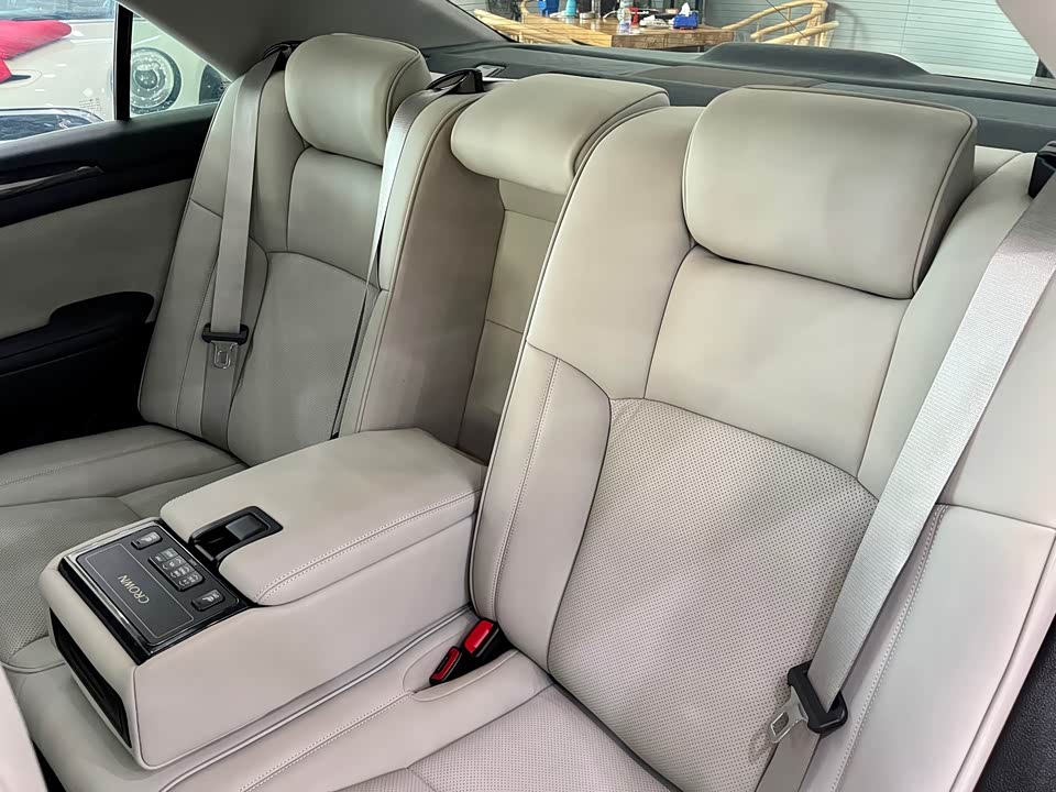 Toyota crown Toyota crown