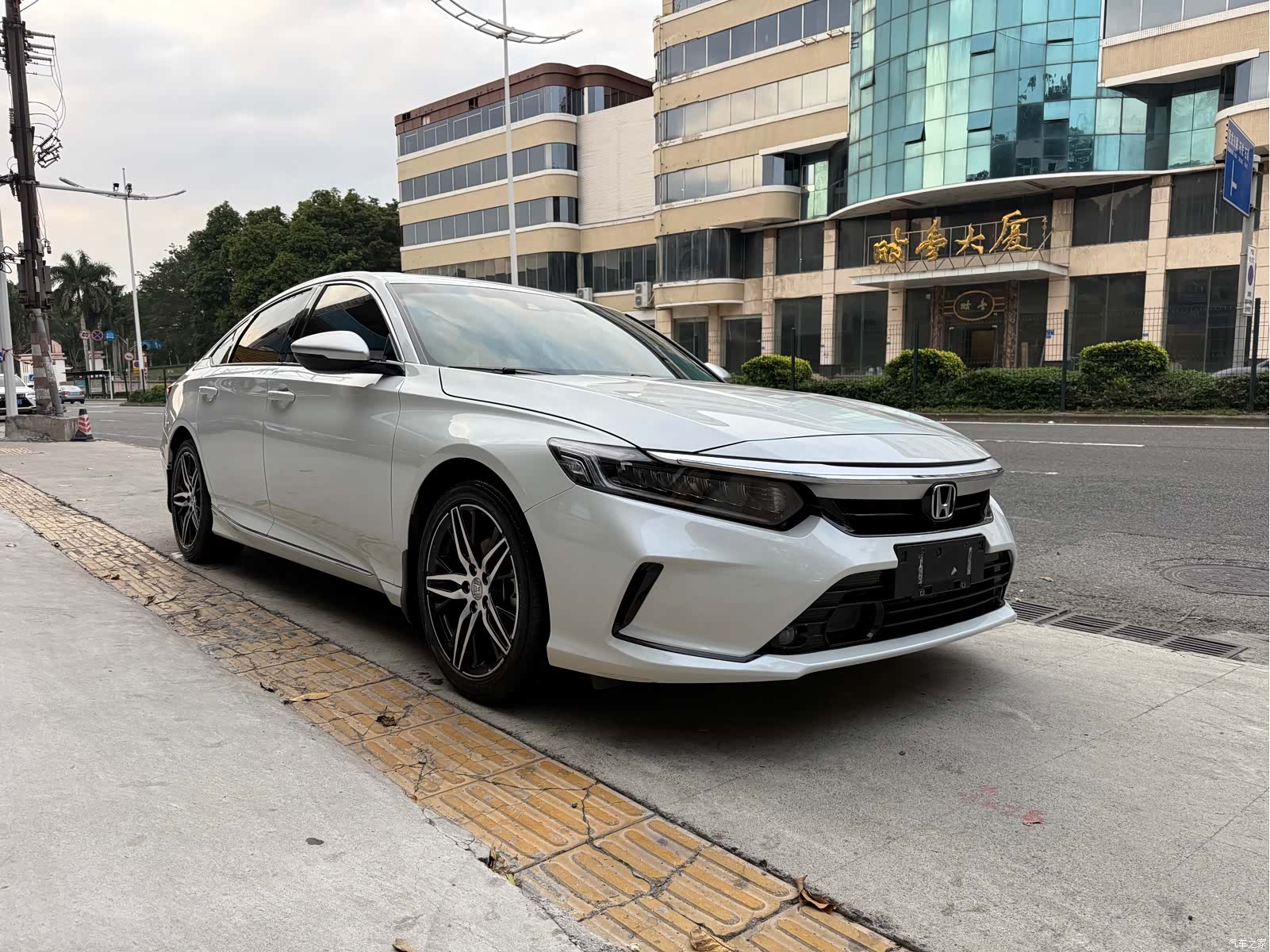 Honda Inspire, 2023 3