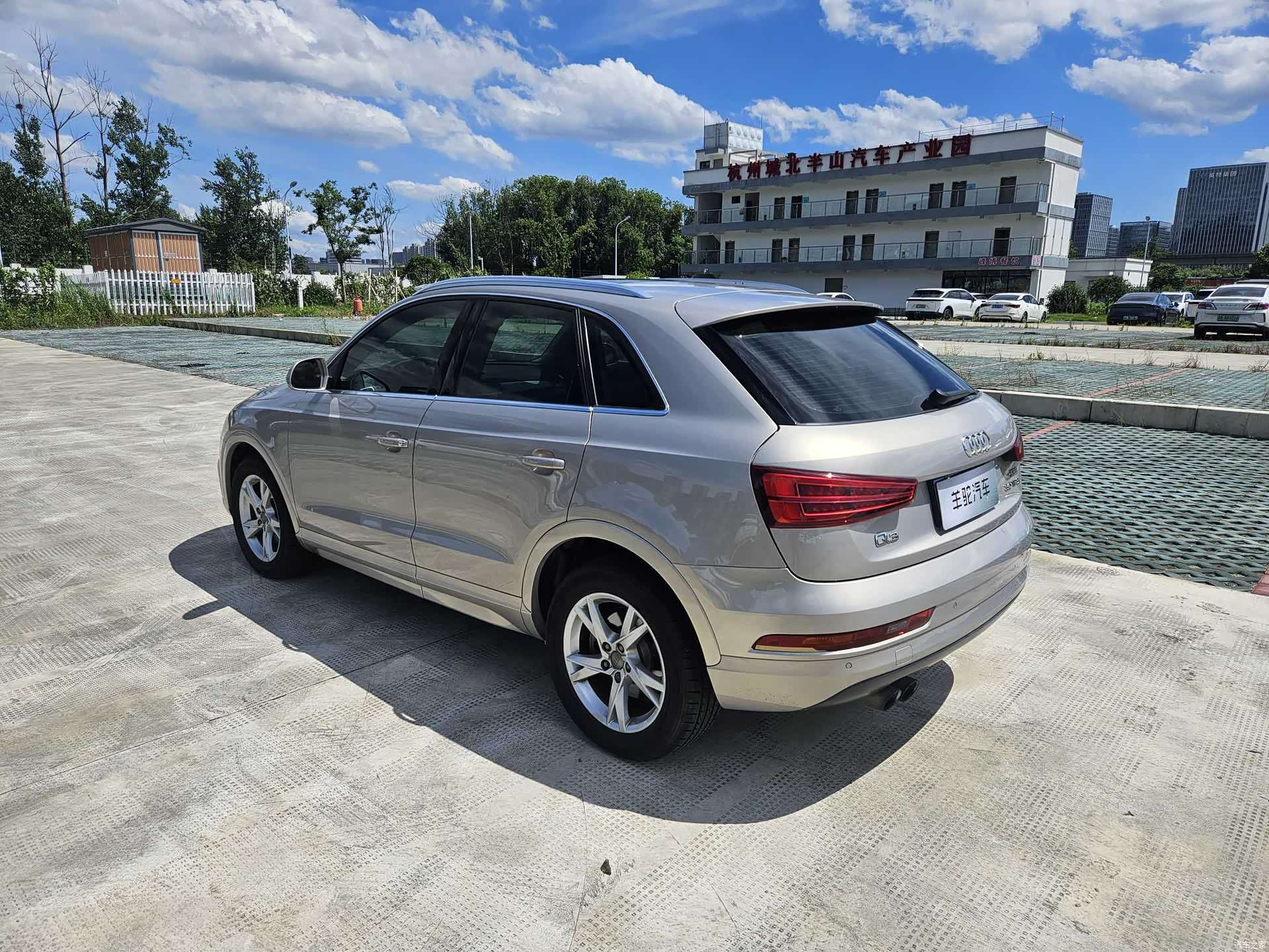 Audi Q3, 2019 7