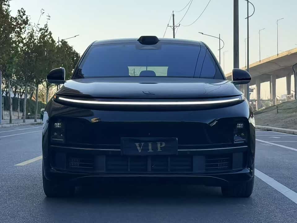 Li Auto Ideal L7