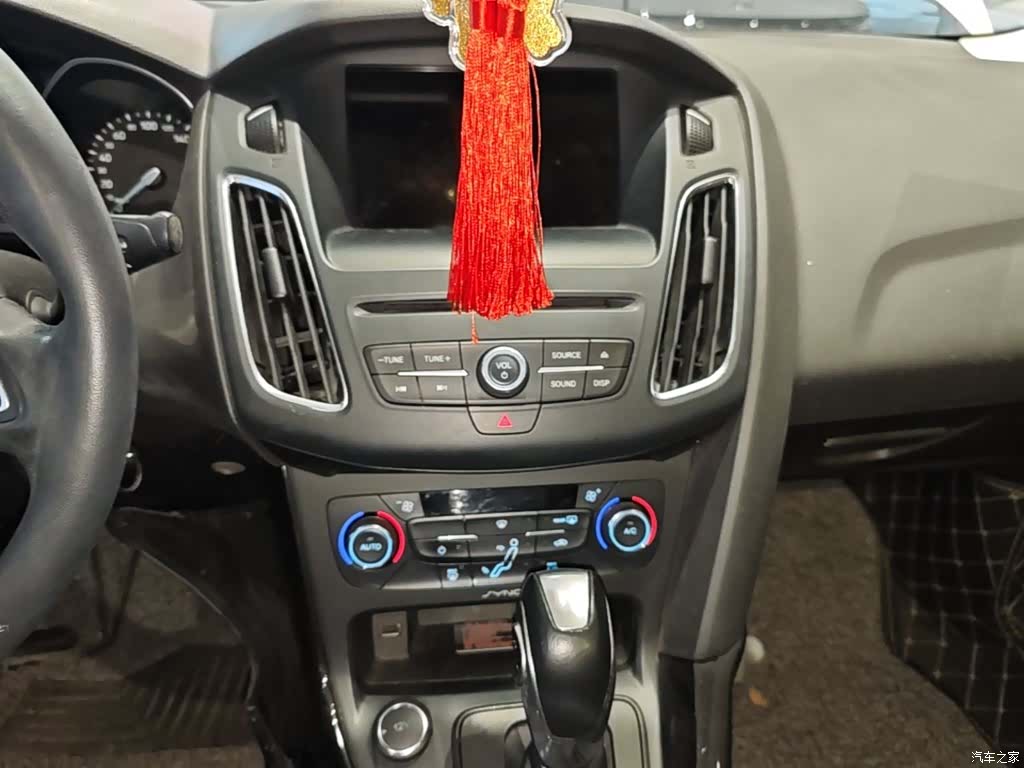 Ford Focus, 2016 13