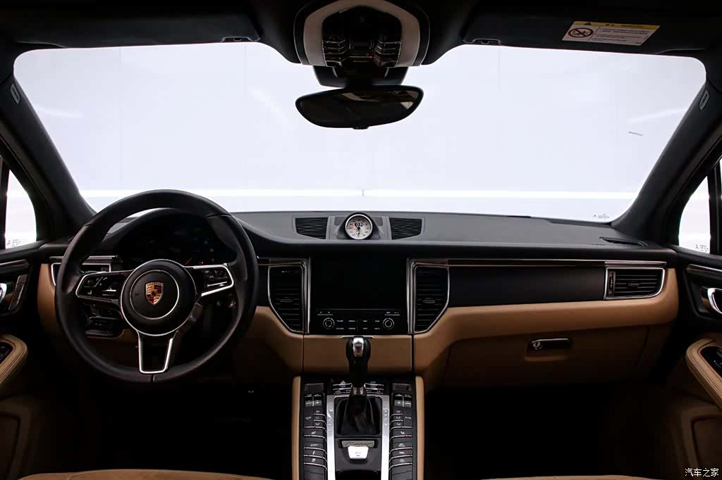 Porsche Macan, 2016 все фото