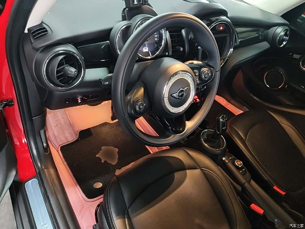 Mini ONE, 2021 16