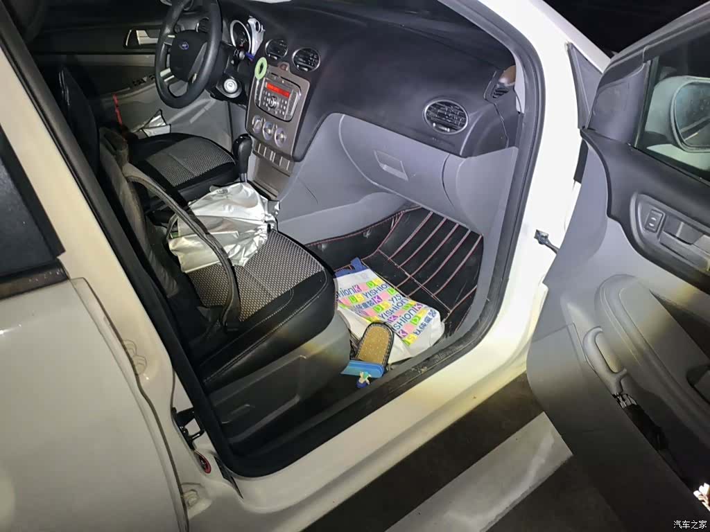Ford Focus, 2015 20
