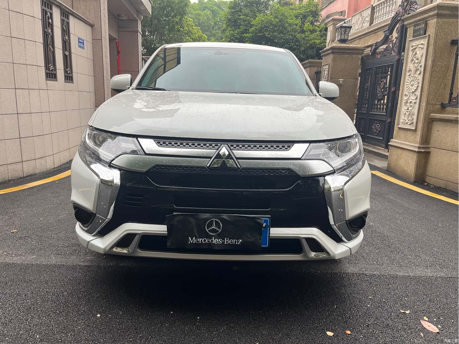 Mitsubishi Outlander, 2023 2
