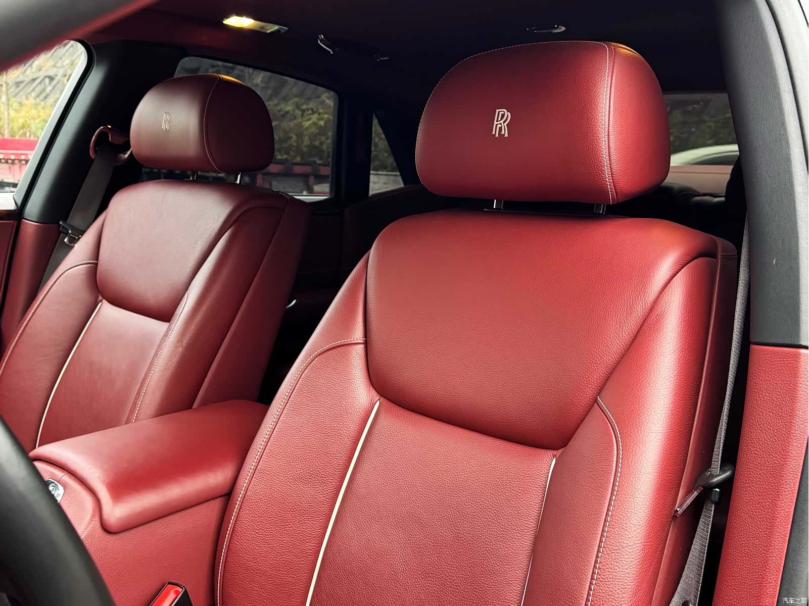 Rolls-Royce Ghost, 2018 6
