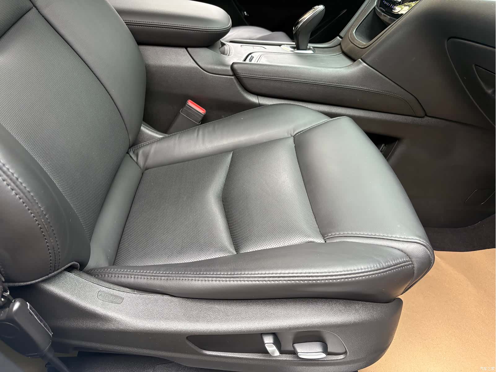 Cadillac XT5, 2018 6
