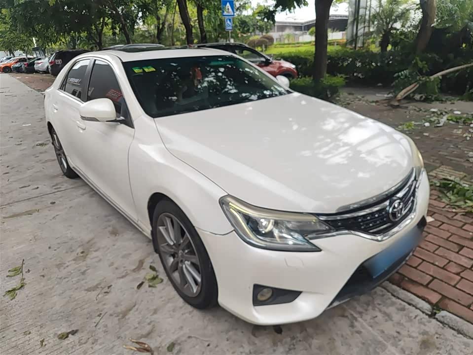 Toyota Reiz Toyota Reiz